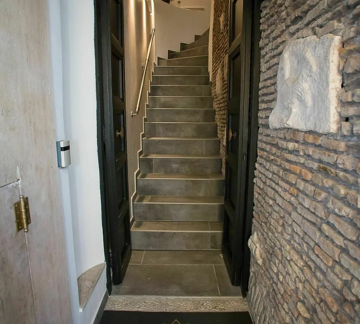 *** Maison d'hôtes Trivium Suites Fontana Di Trevi Rome Italie